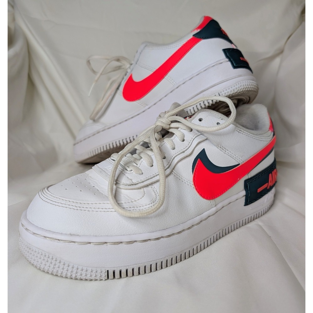 Women's Nike Air Force 1 White pink shoes size 9.5